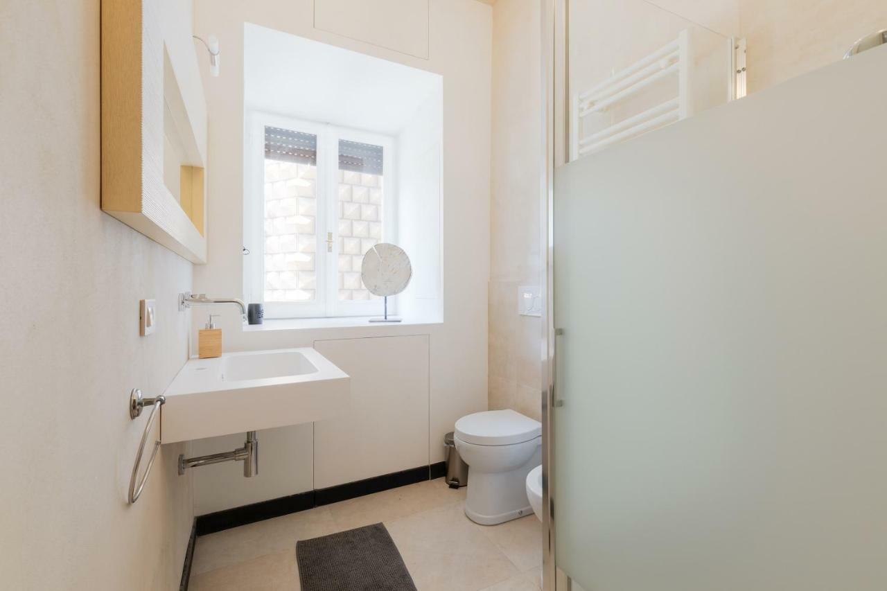 Rome As You Feel - Torre Argentina Art Apartment Exterior photo